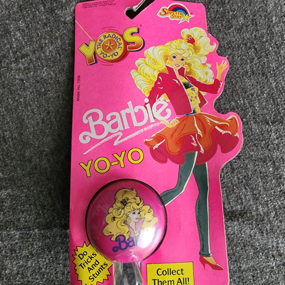 Lot of 3 vintage barbie! Yoyo, cologne and tissues